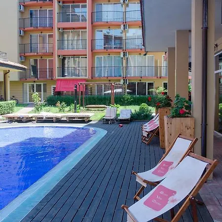 Апартамент Hpm Sunny View Central Слънчев бряг