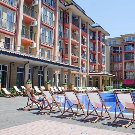 Апартамент Hpm Sunny View Central *