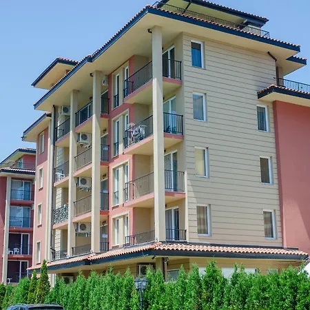 Hpm Sunny View Central Апартамент