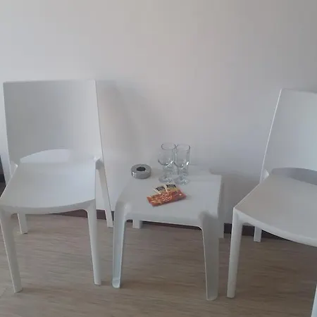 Апартамент Hpm Sunny View Central